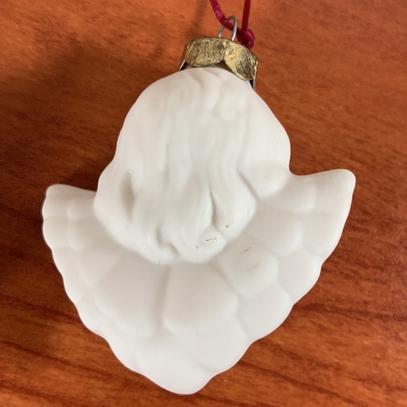 Vintage Porcelain Angels Christmas Holiday Tree Ornaments - set of 5 - Picture 5 of 11
